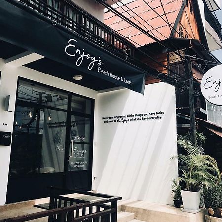 Enjoy'S Beach House & Cafe' Ban Karon エクステリア 写真