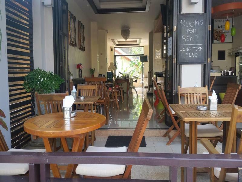 Enjoy'S Beach House & Cafe' Ban Karon エクステリア 写真